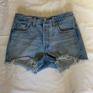 501 levi shorts